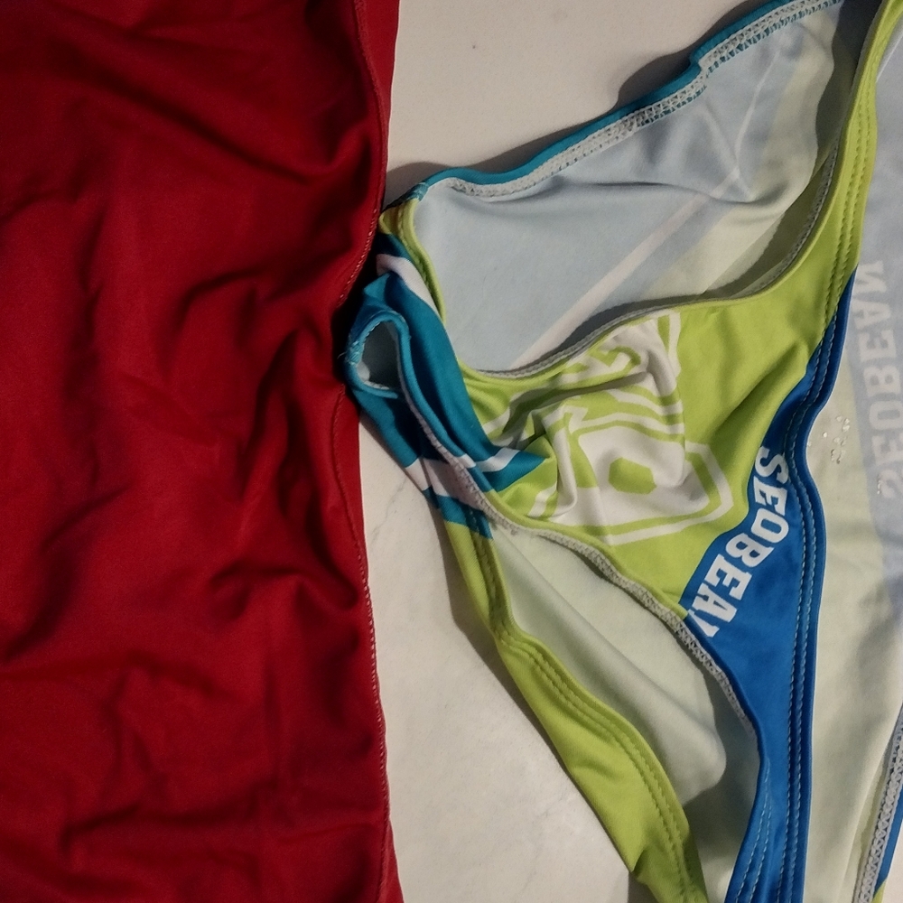 SEOBean and generic brand speedos - men's Medium